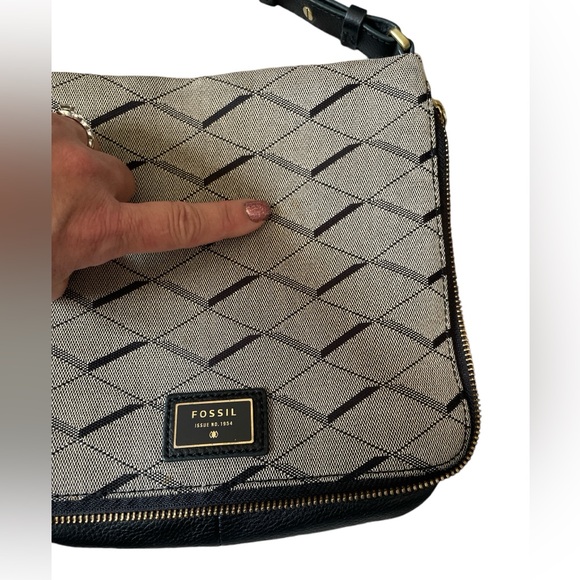 Fossil Preston Jacquard & Pebbled Leather Expandable Crossbody Purse, Tan/Black - Picture 10 of 10